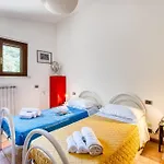 Guesthost - Bright With View Apartamento Corciano