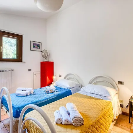 Guesthost - Bright With View Apartamento Corciano