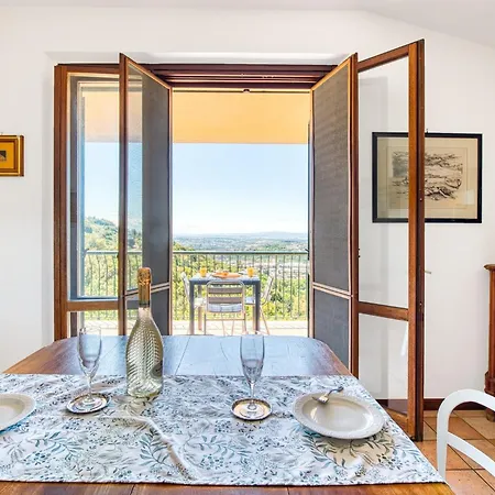 Guesthost - Bright With View Apartamento *