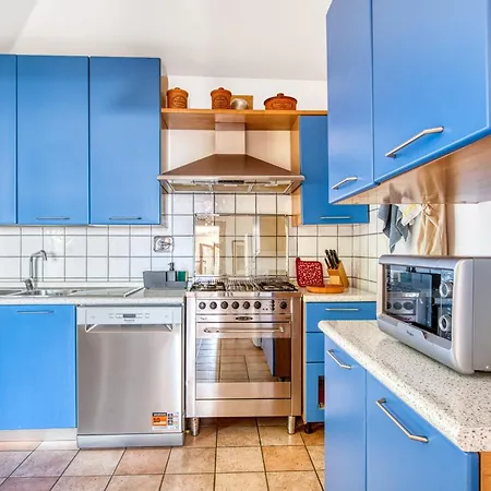 Guesthost - Bright With View コルチャーノ