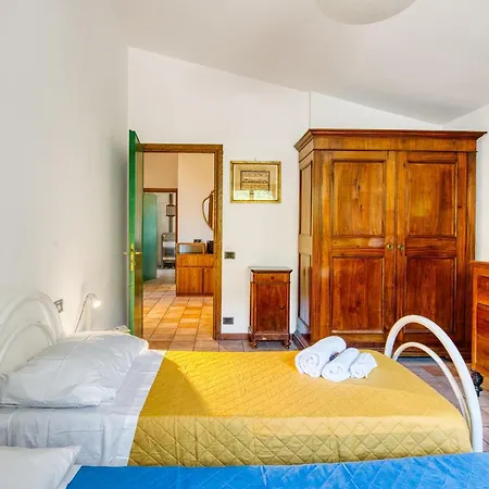 Guesthost - Bright With View Apartamento Corciano