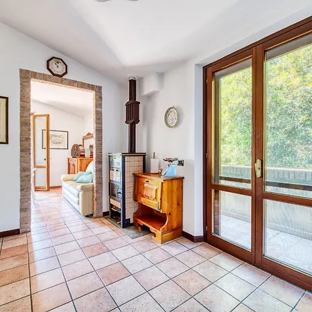 Guesthost - Bright With View Apartamento *