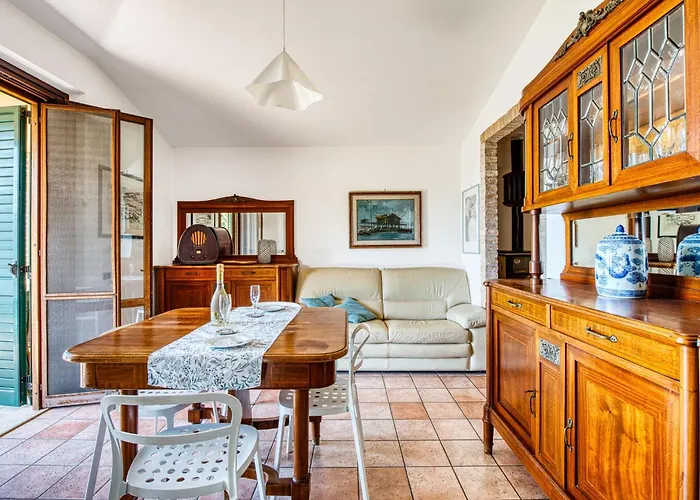 Guesthost - Bright With View Apartamento